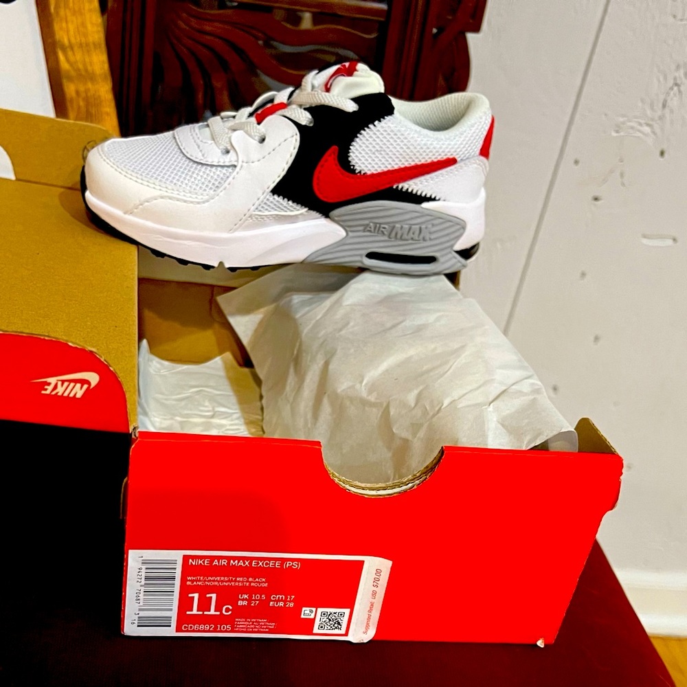 Toddler Nike Air Max Excee; white, university red-black size 11c